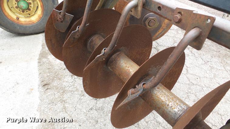 image for item DA2847 John Deere 331 disk