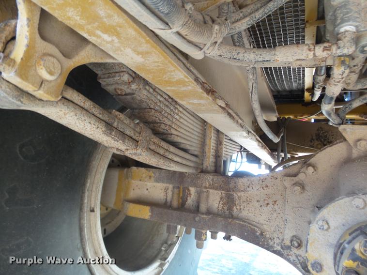 image for item DA4524 2003 Ag-Chem TerraGator 8104 self-propelled applicator