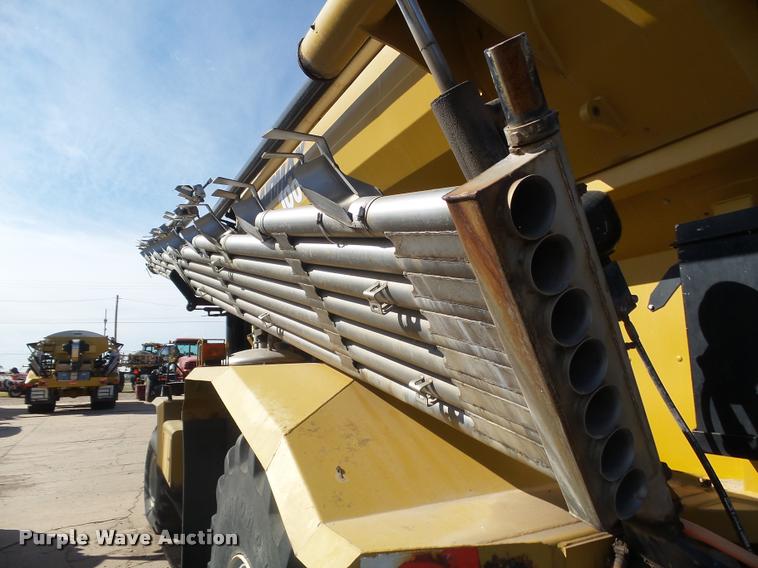 image for item DA4524 2003 Ag-Chem TerraGator 8104 self-propelled applicator