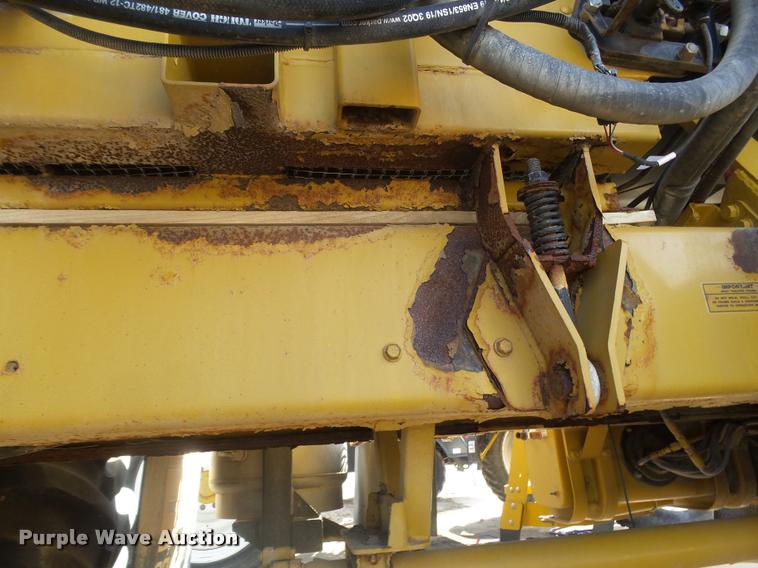 image for item DA4524 2003 Ag-Chem TerraGator 8104 self-propelled applicator