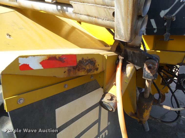 image for item DA4524 2003 Ag-Chem TerraGator 8104 self-propelled applicator