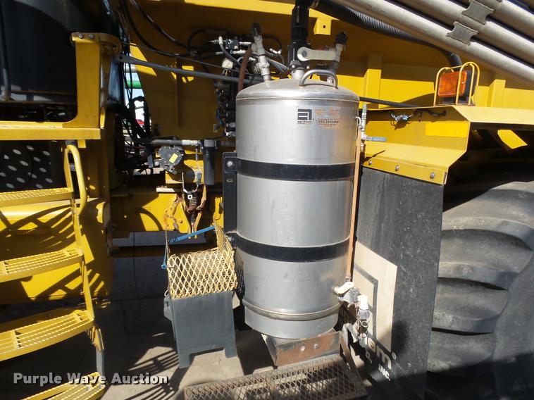 image for item DA4524 2003 Ag-Chem TerraGator 8104 self-propelled applicator