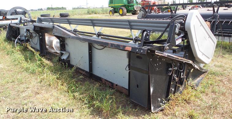 image for item DA8796 Gleaner 400-25 platform head