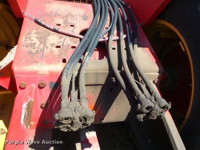 image for item DB3500 1978 Versatile 875 4WD tractor