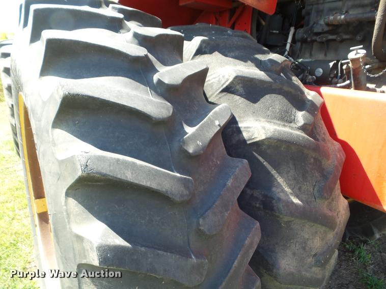 image for item DB3500 1978 Versatile 875 4WD tractor