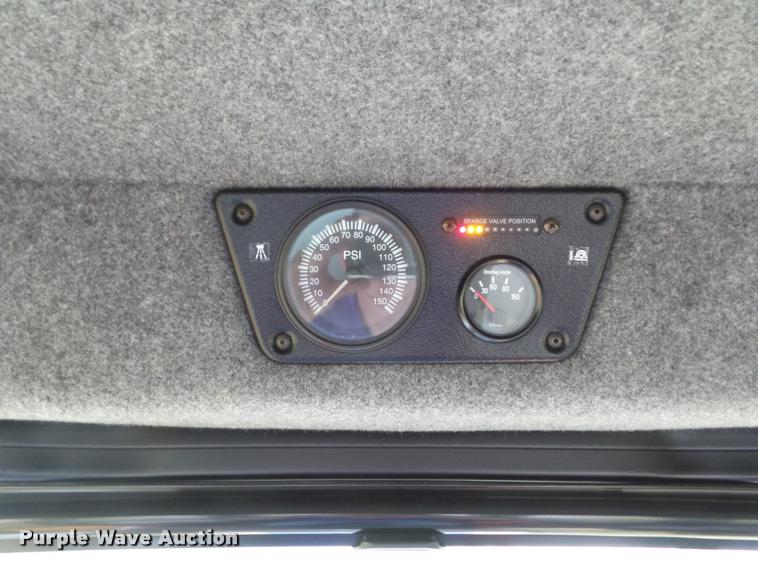 image for item DB3521 2009 Ag-Chem RoGator 1286C self-propelled sprayer