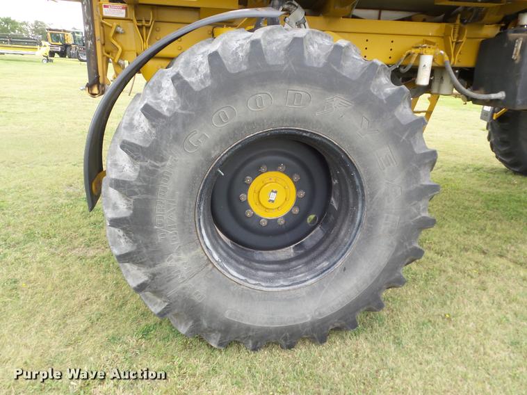 image for item DB3521 2009 Ag-Chem RoGator 1286C self-propelled sprayer