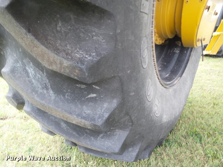 image for item DB3521 2009 Ag-Chem RoGator 1286C self-propelled sprayer