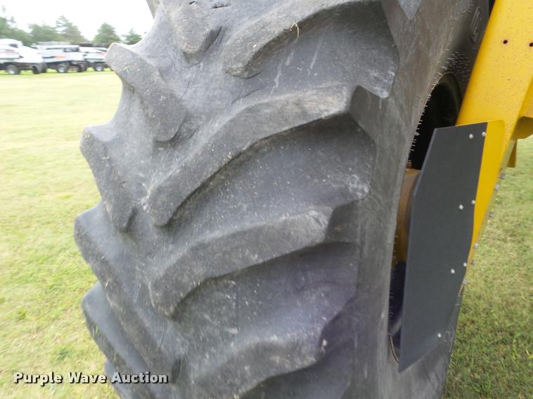 image for item DB3521 2009 Ag-Chem RoGator 1286C self-propelled sprayer