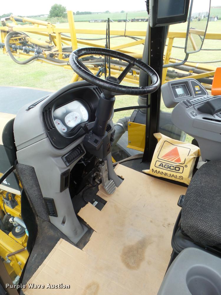 image for item DB3522 2009 Ag-Chem RoGator 1084SSC self-propelled sprayer