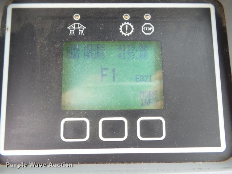 image for item DB3522 2009 Ag-Chem RoGator 1084SSC self-propelled sprayer