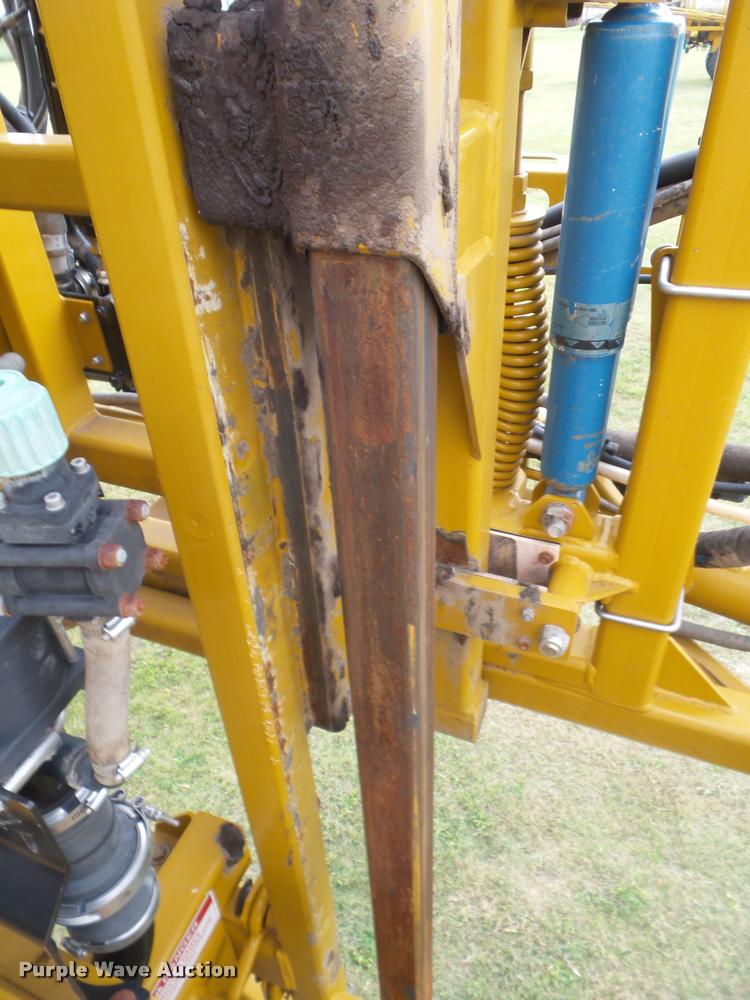 image for item DB3522 2009 Ag-Chem RoGator 1084SSC self-propelled sprayer