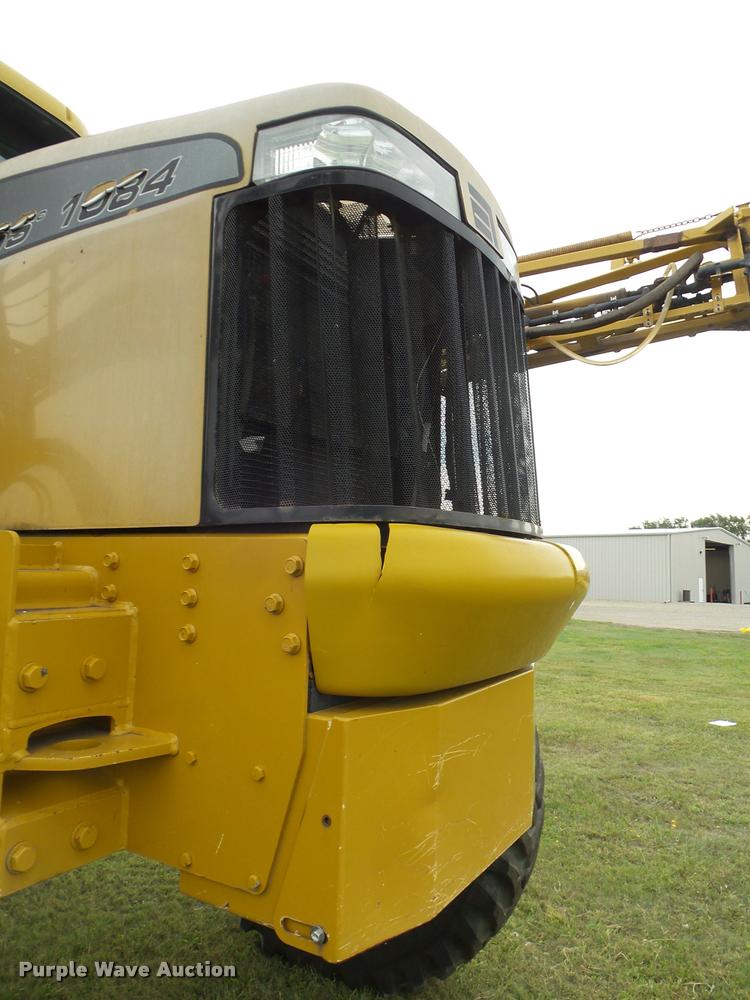 image for item DB3522 2009 Ag-Chem RoGator 1084SSC self-propelled sprayer