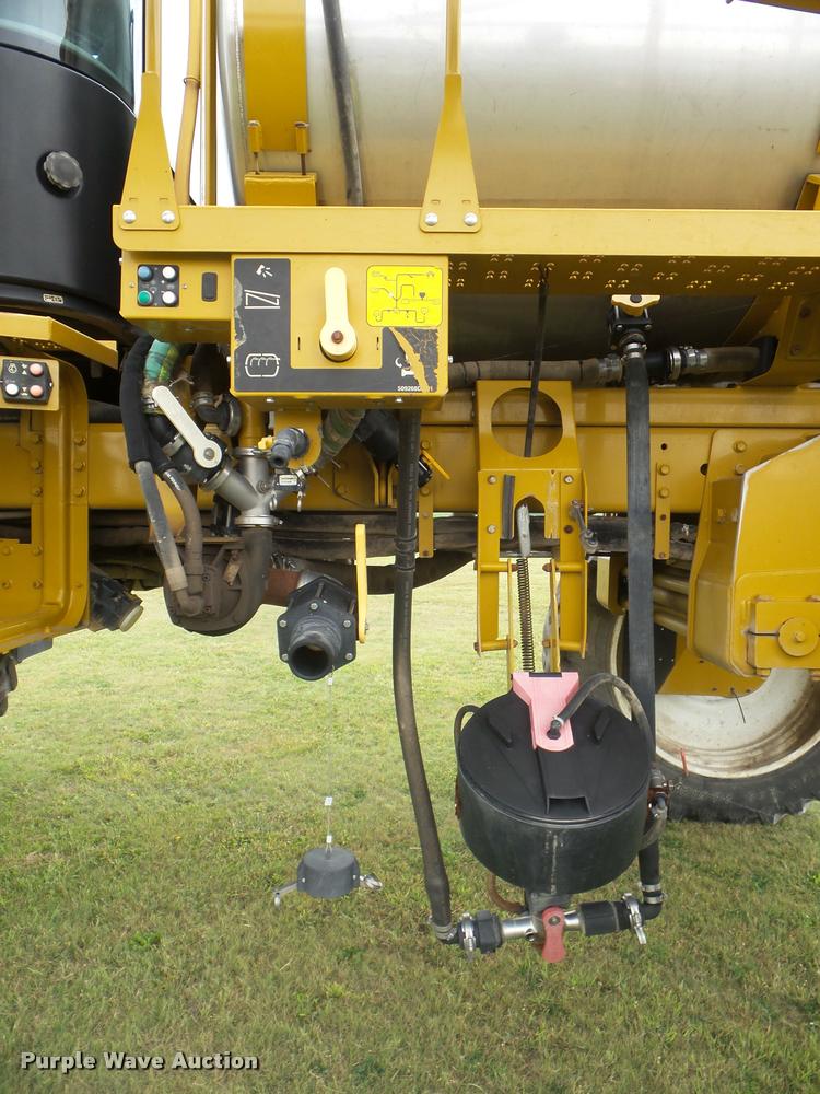 image for item DB3522 2009 Ag-Chem RoGator 1084SSC self-propelled sprayer