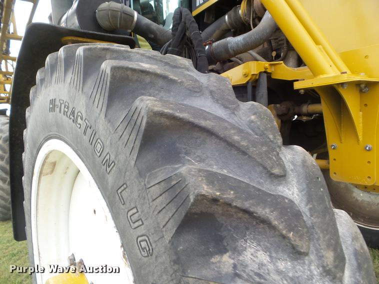 image for item DB3522 2009 Ag-Chem RoGator 1084SSC self-propelled sprayer