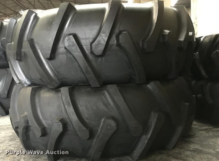 image for item F1104 (2) 24.5L-32 tractor tires
