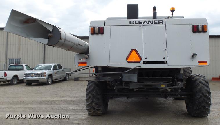 image for item K1982 2008 Gleaner R75 combine