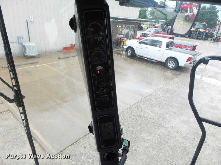 image for item K1982 2008 Gleaner R75 combine