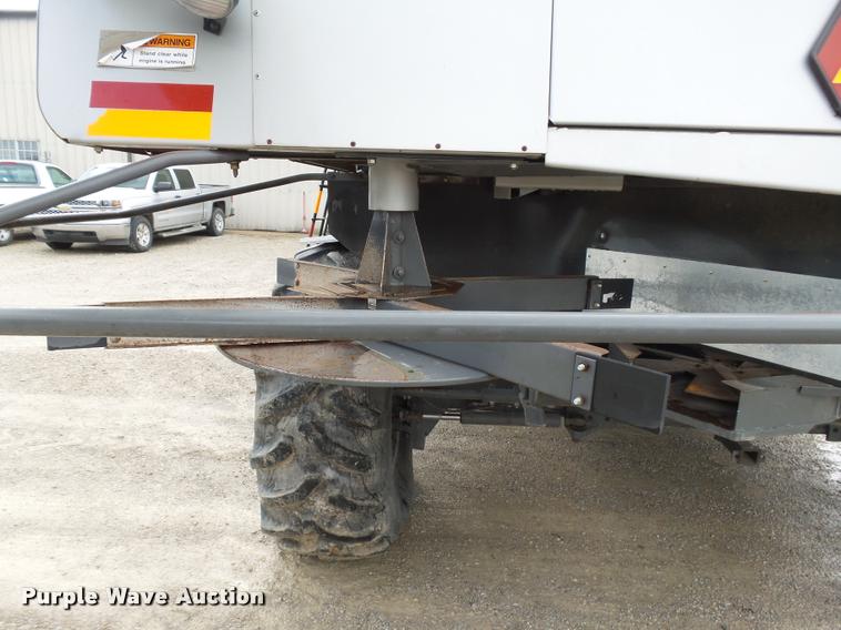 image for item K1982 2008 Gleaner R75 combine