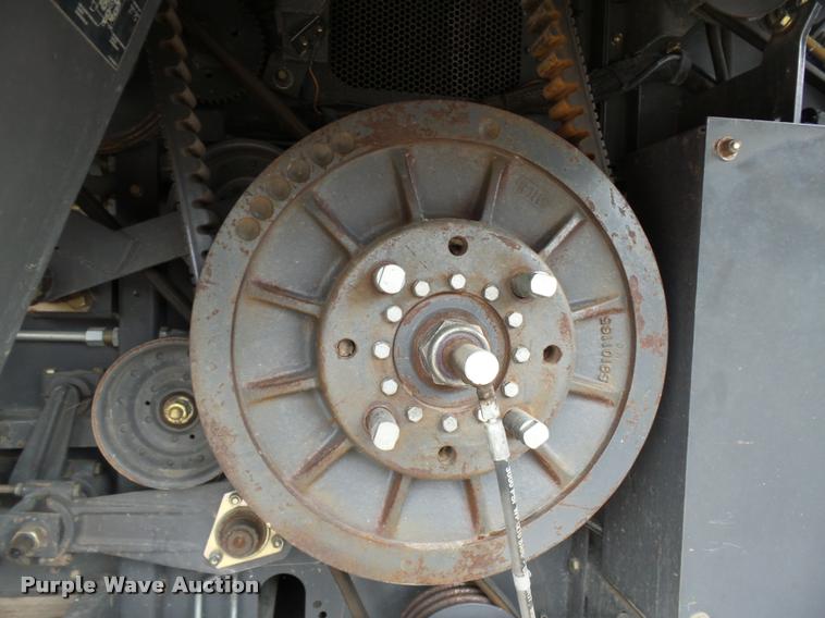 image for item K1982 2008 Gleaner R75 combine