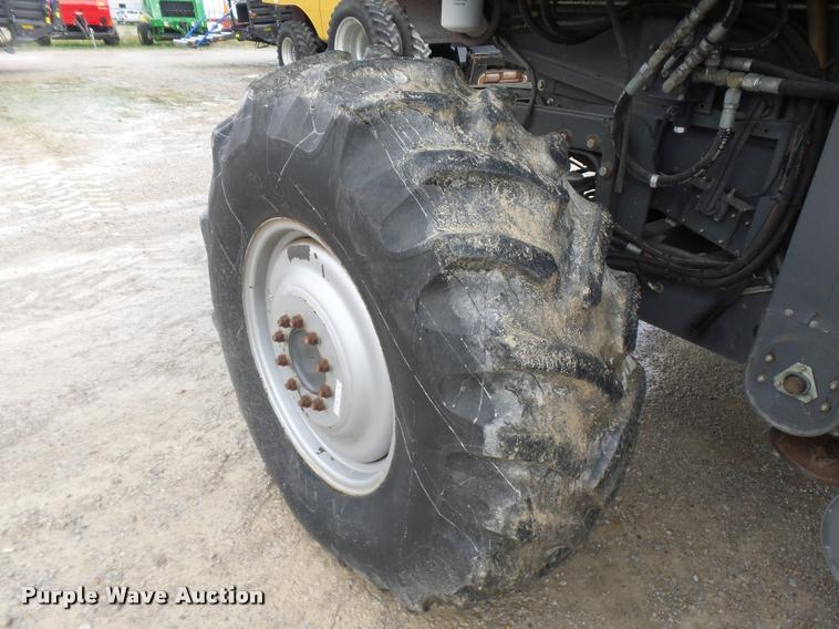 image for item K1982 2008 Gleaner R75 combine