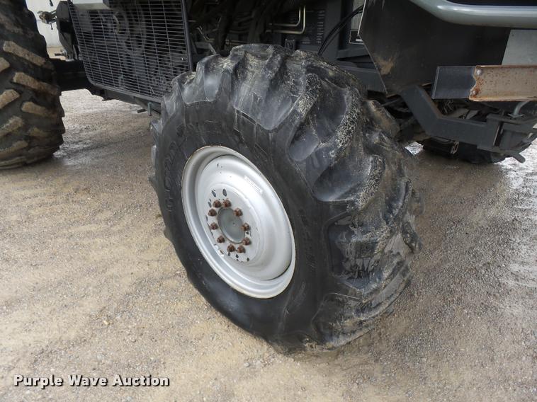 image for item K1982 2008 Gleaner R75 combine