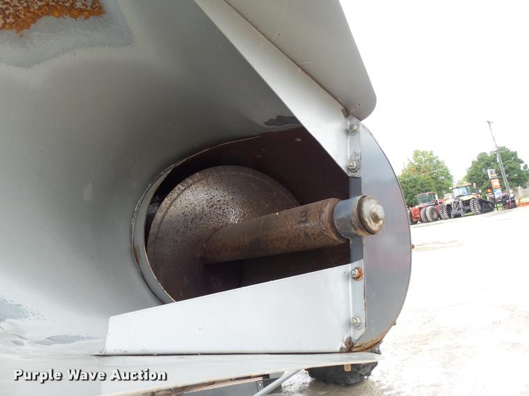 image for item K1982 2008 Gleaner R75 combine