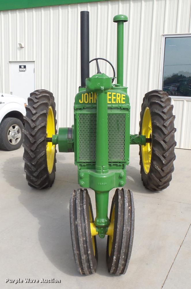 image for item K3018 1937 John Deere A tractor
