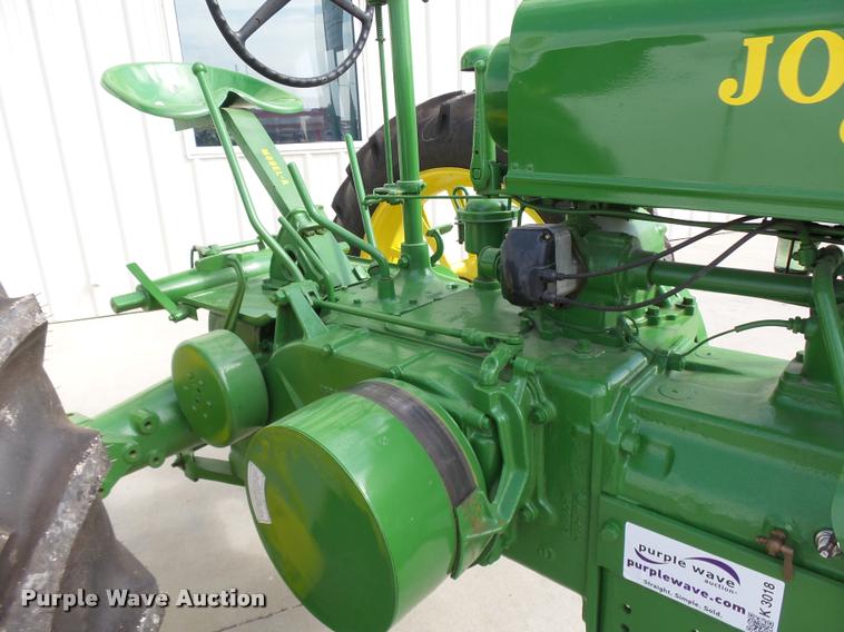 image for item K3018 1937 John Deere A tractor