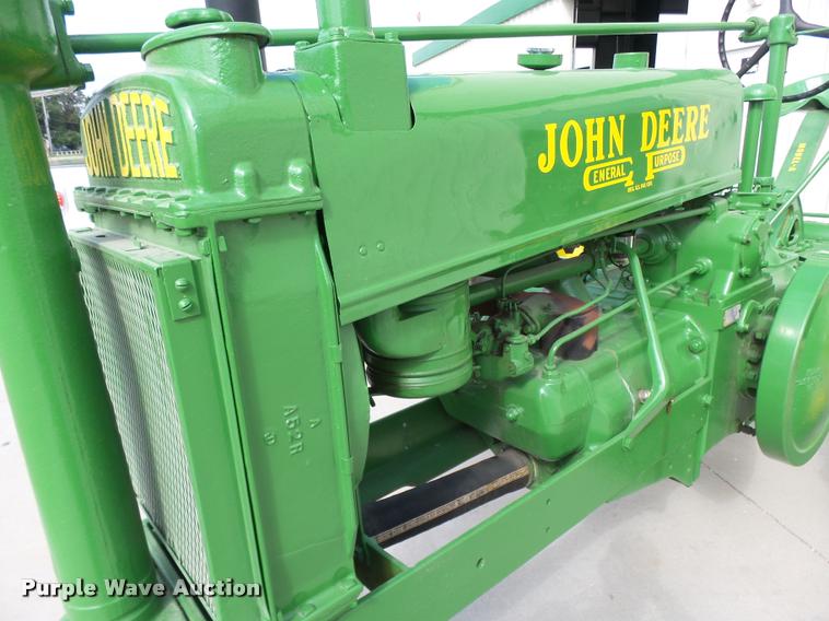 image for item K3018 1937 John Deere A tractor