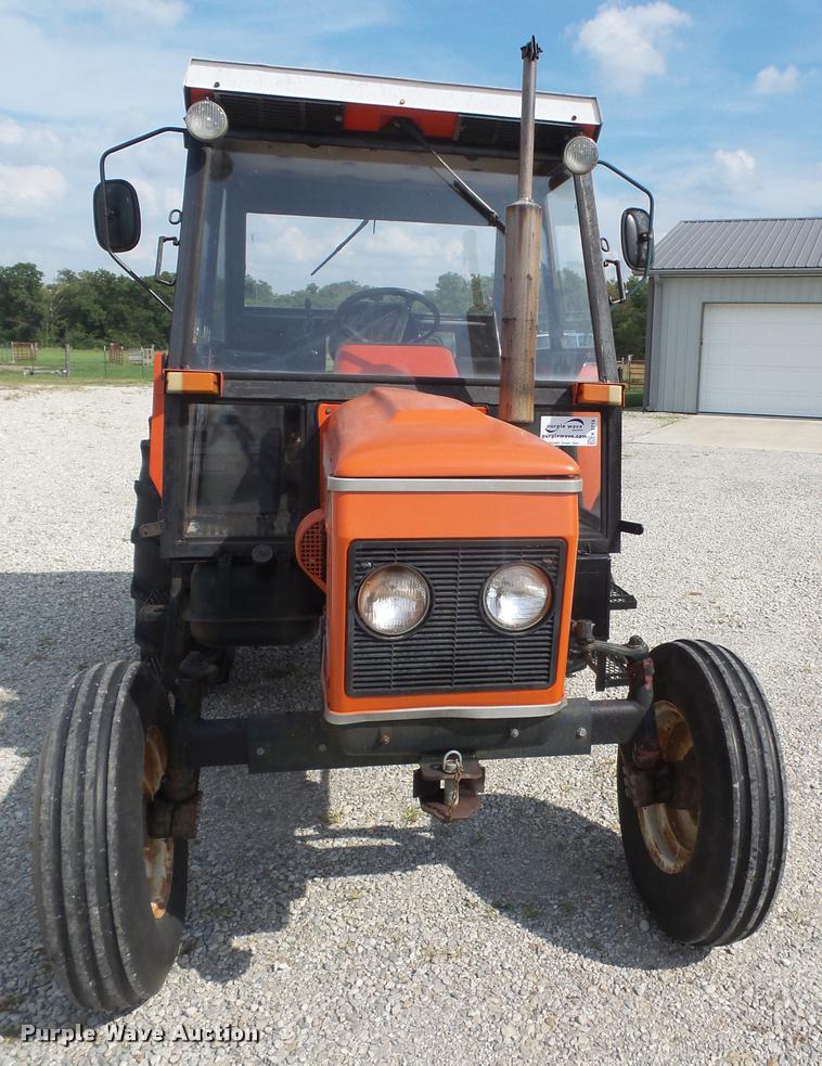 image for item K3719 1984 Agpower 5000 tractor