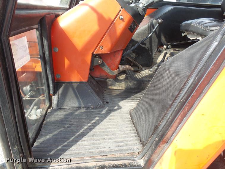 image for item K3719 1984 Agpower 5000 tractor