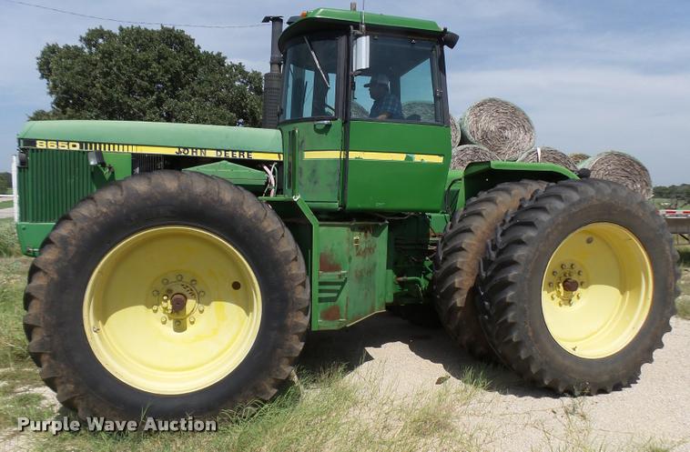 image for item L1600 1984 John Deere 8650 4WD tractor