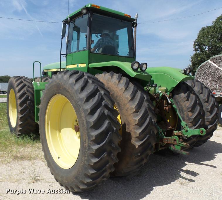 image for item L1600 1984 John Deere 8650 4WD tractor