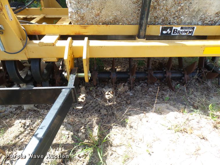 image for item L1602 Brown PA-1200 aerator