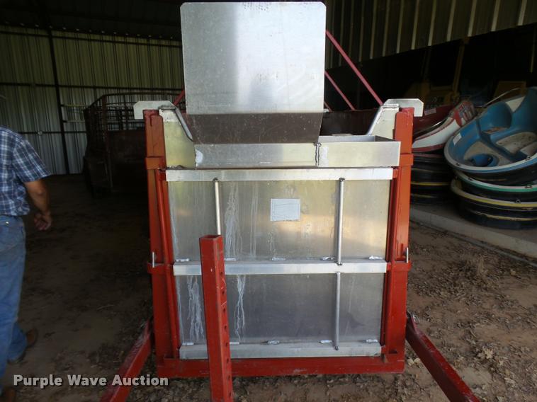 image for item L1603 Aqua Cow rise system