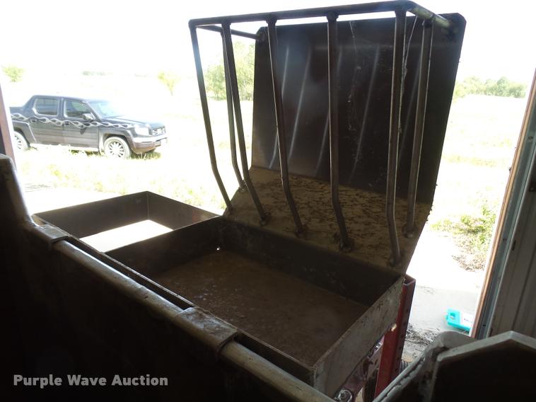 image for item L1603 Aqua Cow rise system