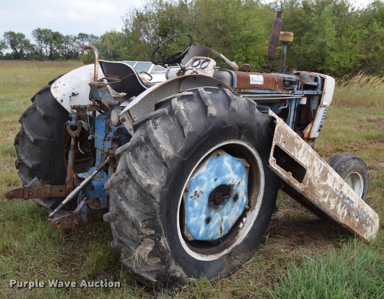 image for item L2613 Ford 6000 tractor