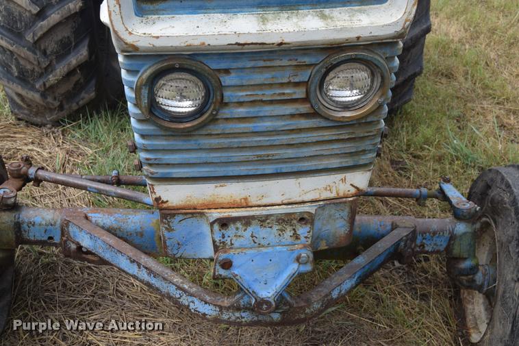 image for item L2613 Ford 6000 tractor