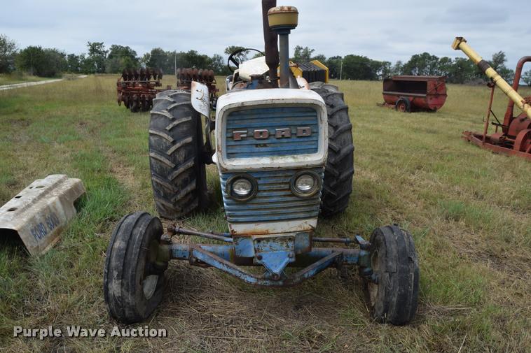 image for item L2613 Ford 6000 tractor