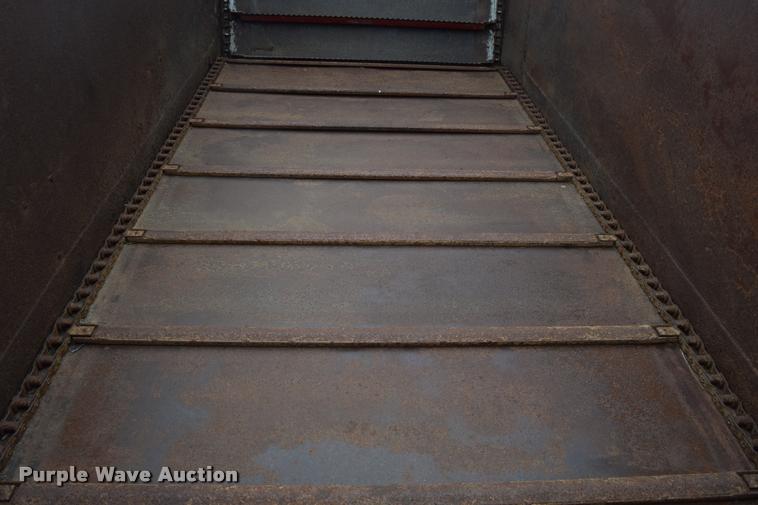 image for item L2629 Kelly-Ryan Feed-R-Wagon feed wagon