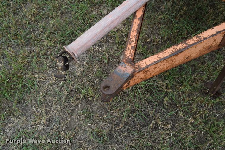 image for item L2629 Kelly-Ryan Feed-R-Wagon feed wagon