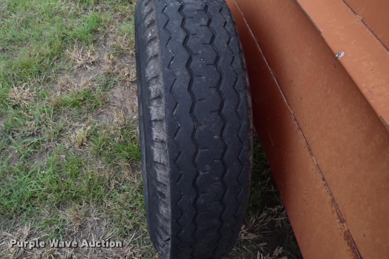 image for item L2629 Kelly-Ryan Feed-R-Wagon feed wagon