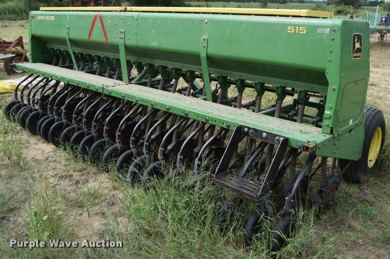 image for item L3853 John Deere 515 grain drill