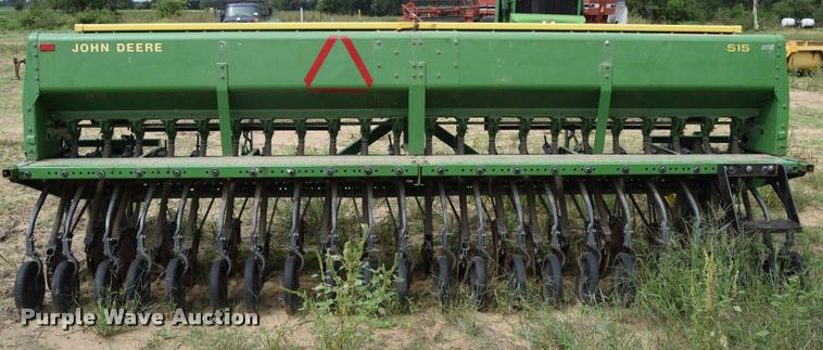 image for item L3853 John Deere 515 grain drill