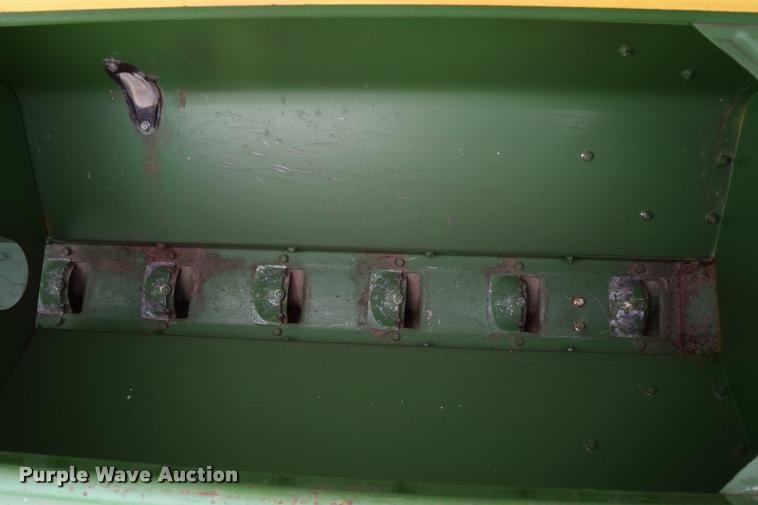 image for item L3853 John Deere 515 grain drill