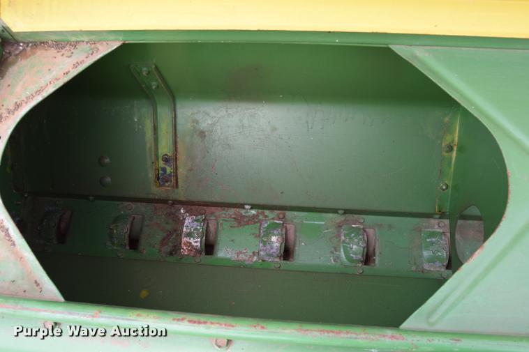 image for item L3853 John Deere 515 grain drill