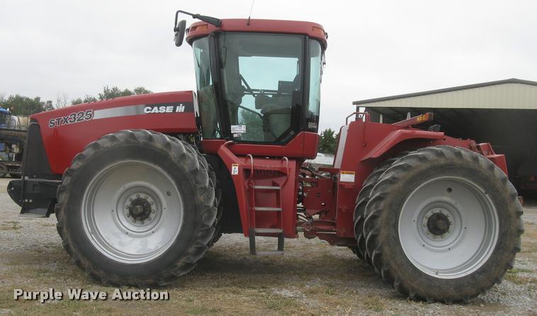 image for item L3858 2001 Case IH STX325 4WD tractor