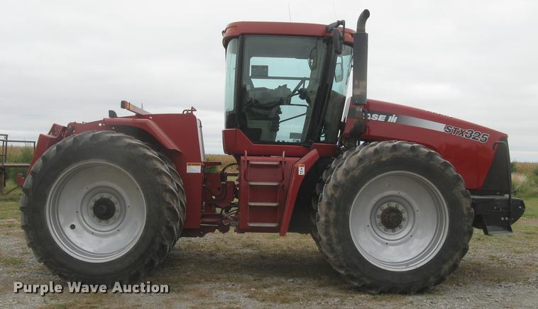 image for item L3858 2001 Case IH STX325 4WD tractor
