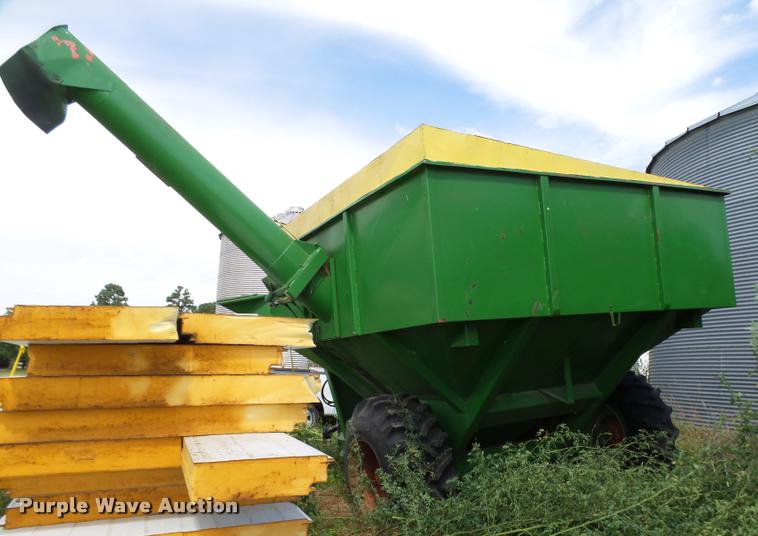image for item L4034 Grain cart